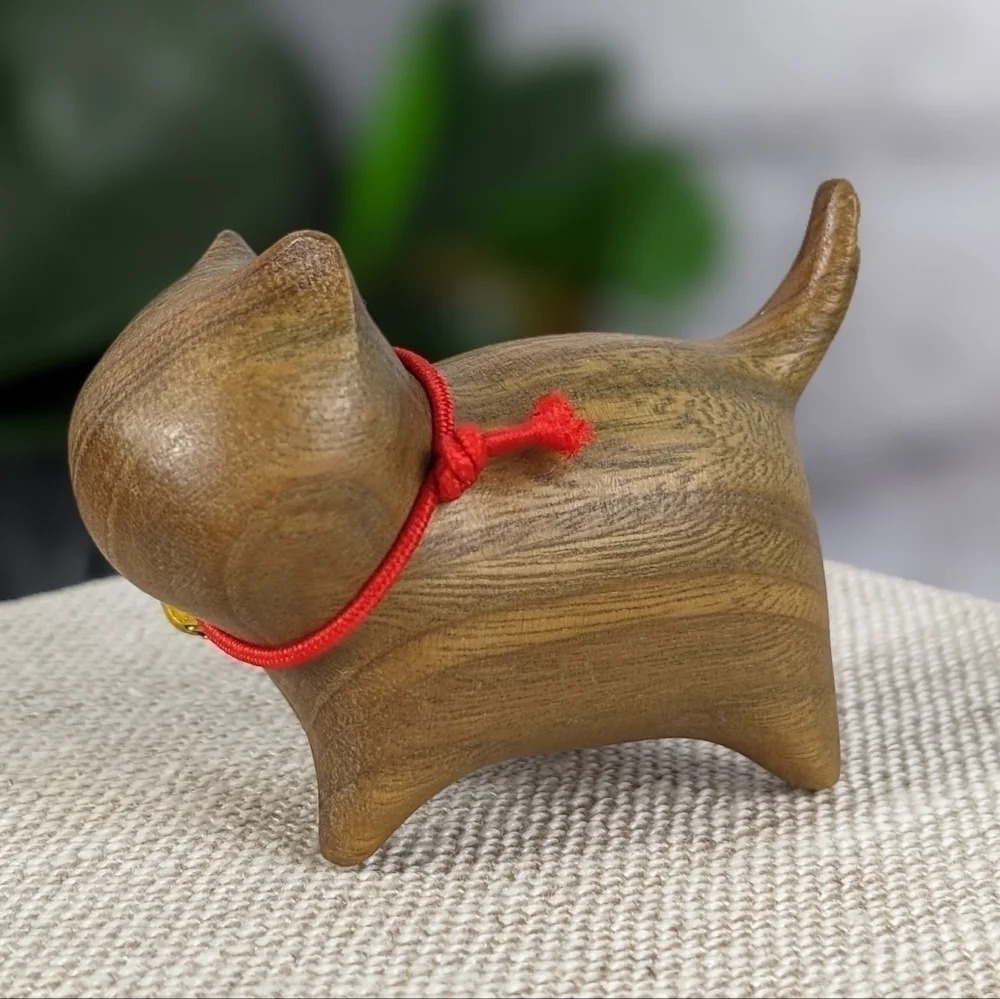 Wooden hand carved cat statue figurine kitty light brown wood color